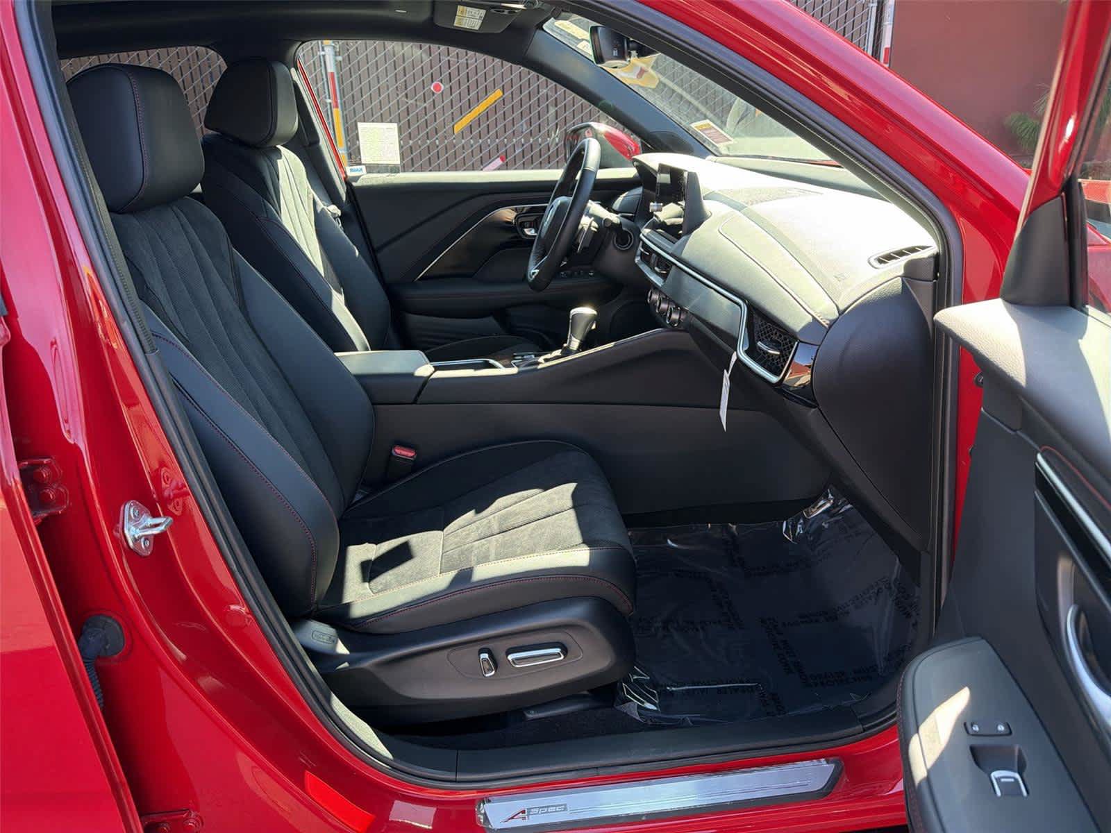 Certified 2025 Acura ADX A-Spec AWD/4WD image 15