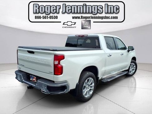 Used 2025 Chevrolet Silverado 1500 LTZ AWD/4WD image 4