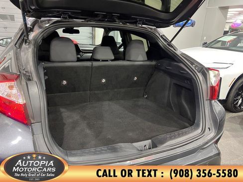 Used 2018 Toyota C-HR XLE image 15