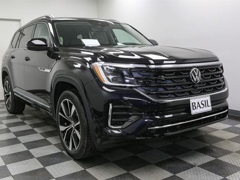 New 2026 Volkswagen Atlas SEL Premium R-Line image 2