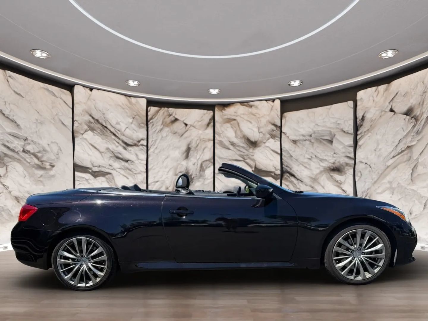 Used 2011 INFINITI G37 Convertible w/ Premium Pkg RWD image 4