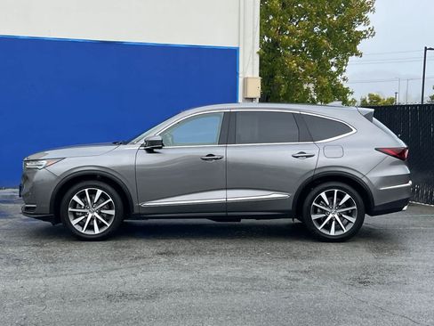 Certified 2025 Acura MDX FWD w/ Technology Package image 6