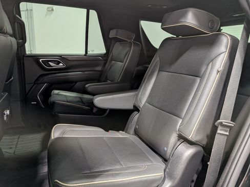 Used 2022 GMC Yukon SLT image 16