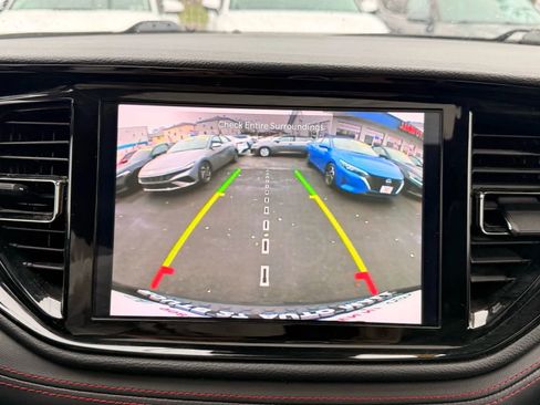 Used 2024 Dodge Durango GT image 23