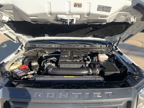 Used 2022 Nissan Frontier S w/ Technology Package image 29