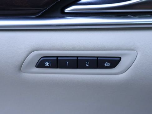 Used 2016 Cadillac XTS Luxury w/ LPO, Protection Package FWD image 40
