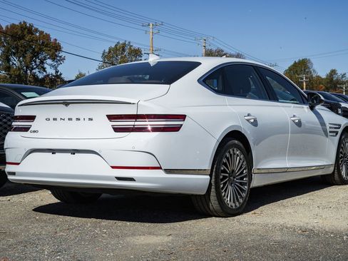Used 2024 Genesis G80 image 4