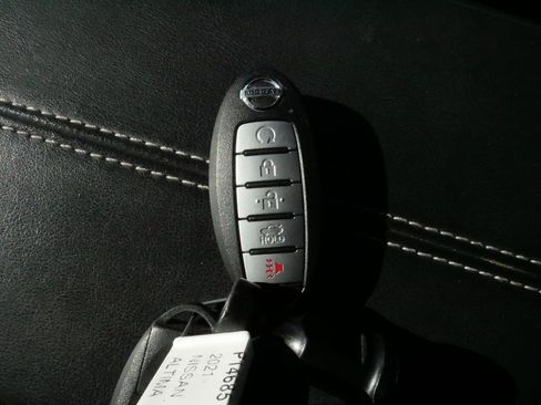 Used 2021 Nissan Altima 2.5 SV FWD image 31