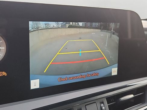 Used 2023 Lexus ES 350 w/ Premium Package image 19