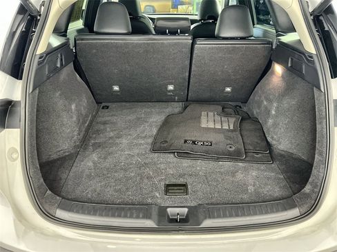 Used 2023 INFINITI QX50 Luxe image 20