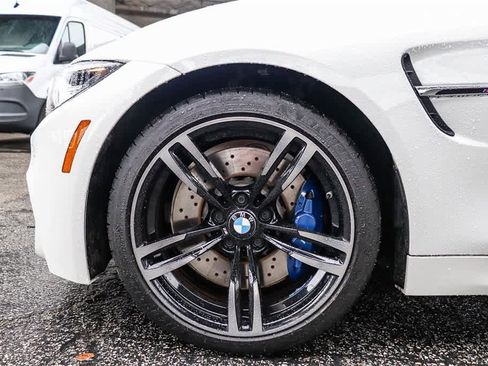 Used 2020 BMW M4 Convertible image 16