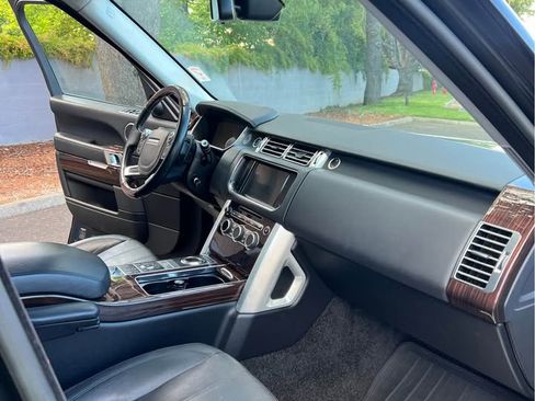Used 2014 Land Rover Range Rover HSE AWD/4WD image 10