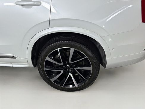 Used 2023 Volvo XC90 B5 Plus w/ Protection Package Premier AWD/4WD image 11