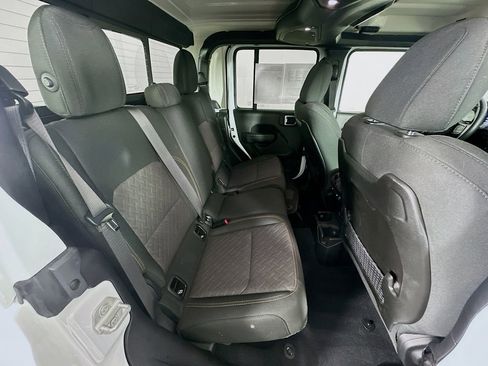 Certified 2025 Jeep Gladiator Mojave w/ Steel Bumper Group image 37