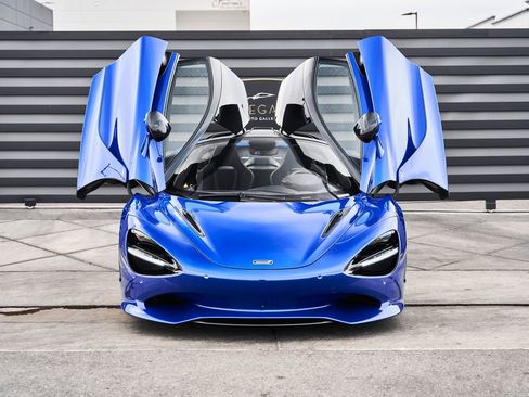 Used 2024 McLaren 750S image 20