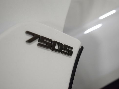 New 2026 McLaren 750S image 13