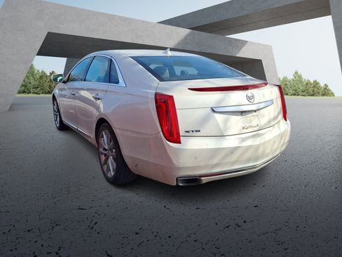 Used 2014 Cadillac XTS Luxury w/ Driver Awareness Package image 3