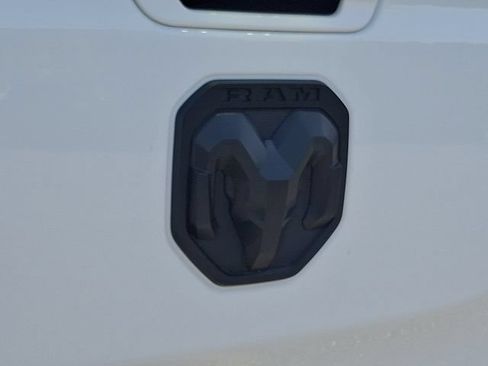 Used 2022 RAM 1500 Big Horn AWD/4WD image 31