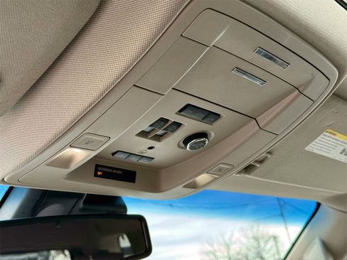 Used 2019 Chevrolet Tahoe LT image 13