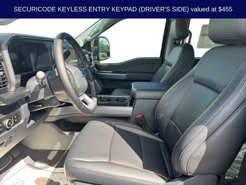 Used 2026 Ford F350 Lariat w/ Black Appearance Package image 11