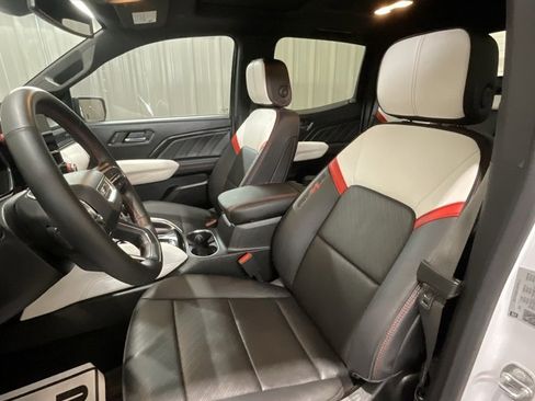 Used 2023 GMC Canyon AT4X w/ Edition 1 image 10