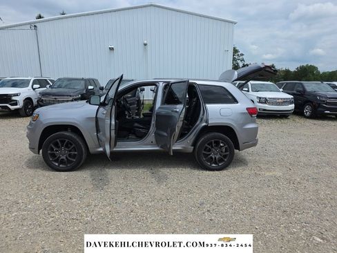 Used 2021 Jeep Grand Cherokee High Altitude AWD/4WD image 32