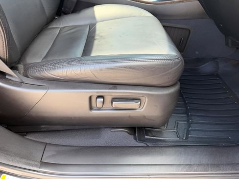 Used 2013 Acura MDX w/ Technology Package AWD/4WD image 34