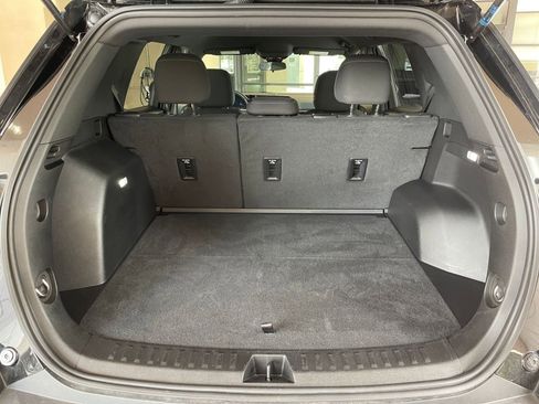 Used 2025 Chevrolet Equinox LT image 30