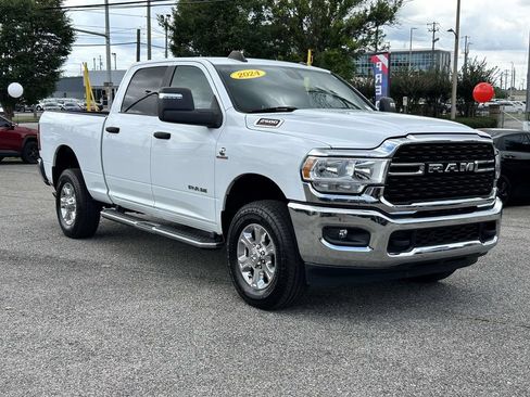 Used 2024 RAM 2500 Big Horn AWD/4WD image 1