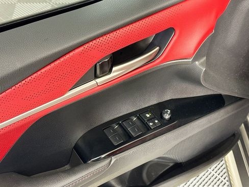 Used 2025 Toyota Camry XSE image 18