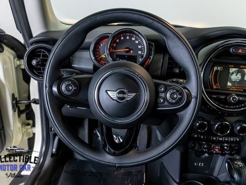 Used 2018 MINI Cooper 2-Door Hardtop image 40