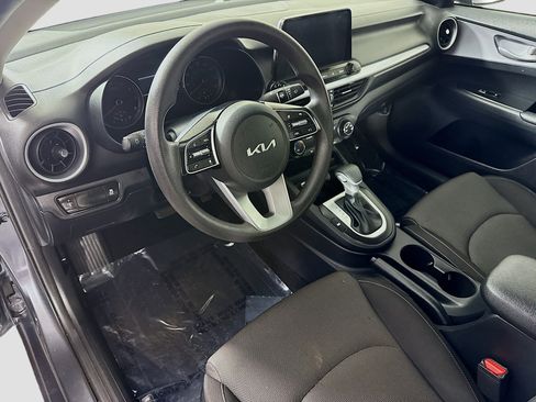 Used 2024 Kia Forte LX image 22