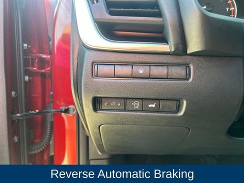 Used 2024 Nissan Rogue SV w/ SV Premium Package FWD image 18