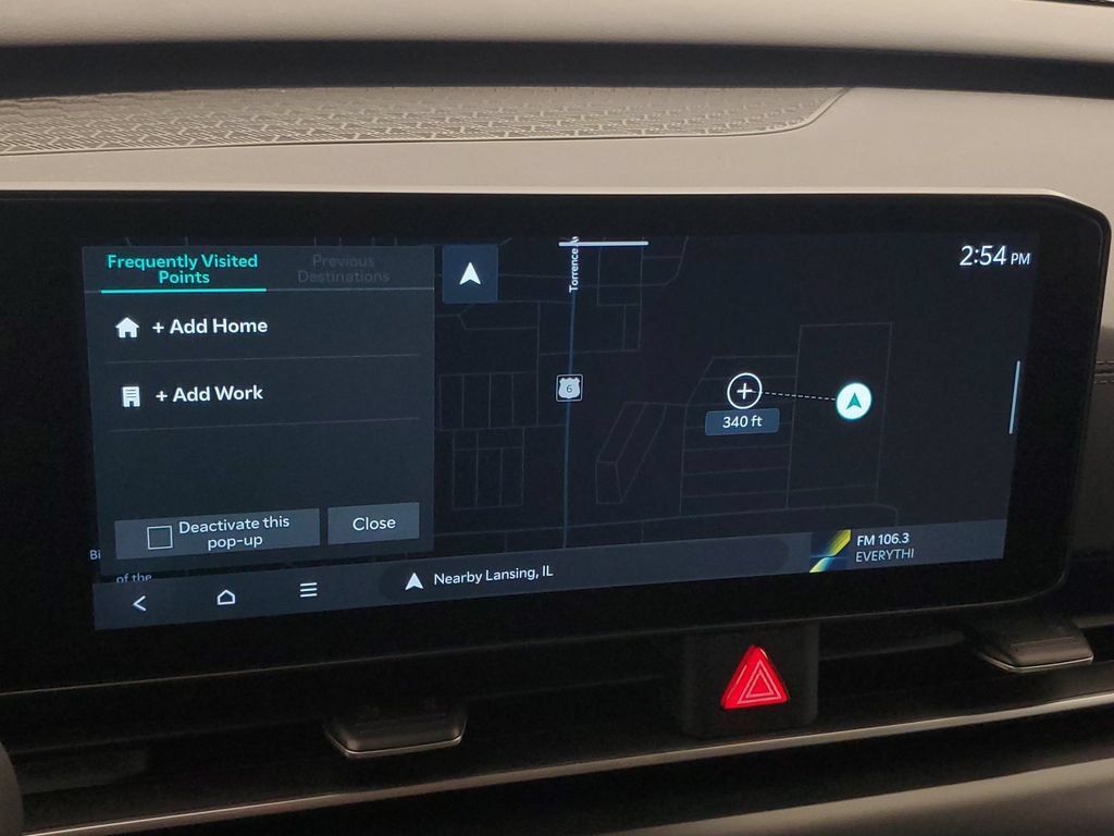 Used 2025 Kia Carnival FWD image 16