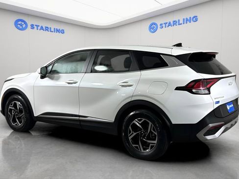 Used 2024 Kia Sportage LX image 5