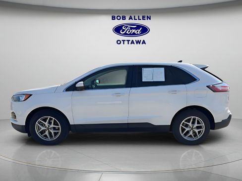 Used 2023 Ford Edge SEL w/ Convenience Package image 2
