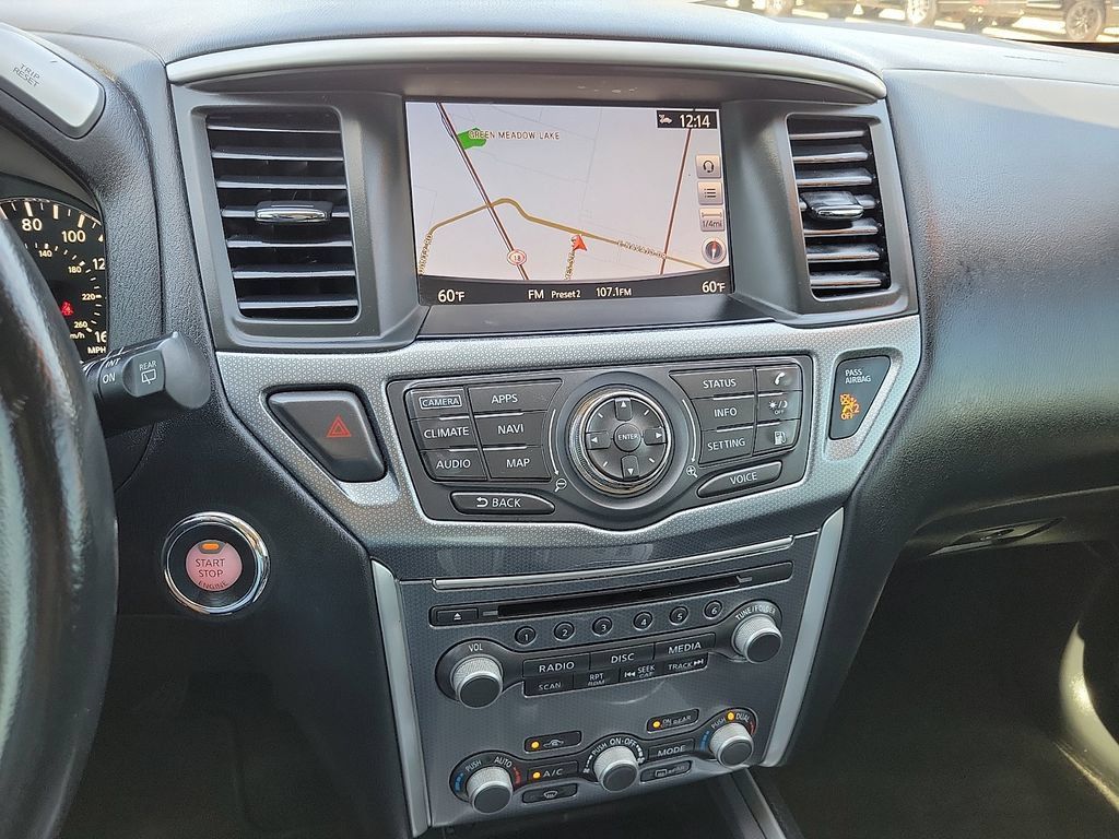 Used 2018 Nissan Pathfinder SL w/ Midnight Edition Package AWD/4WD image 26