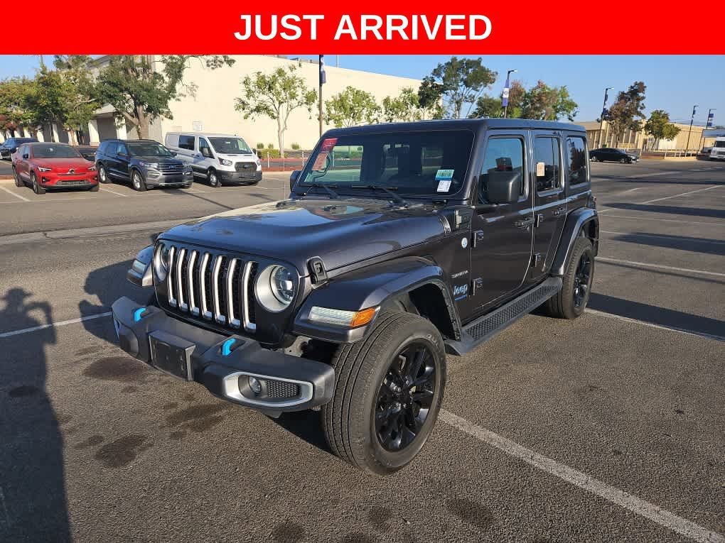 Used 2023 Jeep Wrangler Unlimited Sahara AWD/4WD image 1
