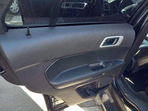 Used 2015 Ford Explorer Limited w/ Equipment Group 302A image 11