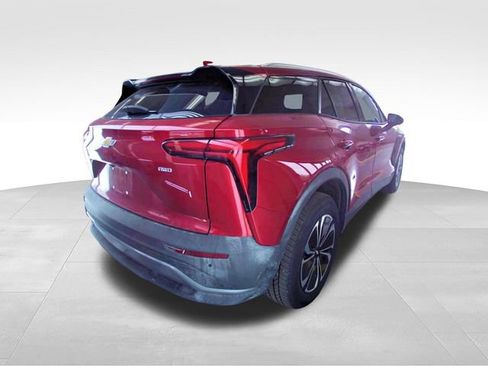 Used 2025 Chevrolet Blazer EV LT AWD/4WD image 2