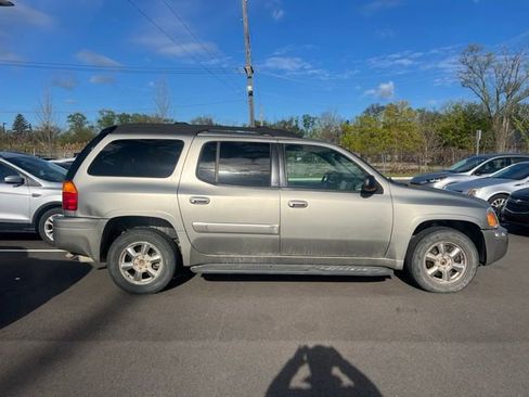 Used 2002 GMC Envoy XL SLT AWD/4WD image 4