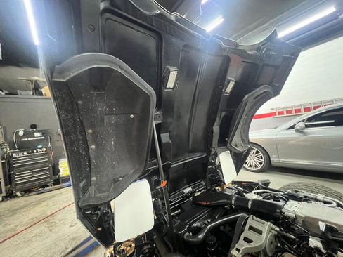 Used 1989 Chevrolet Corvette Convertible image 18