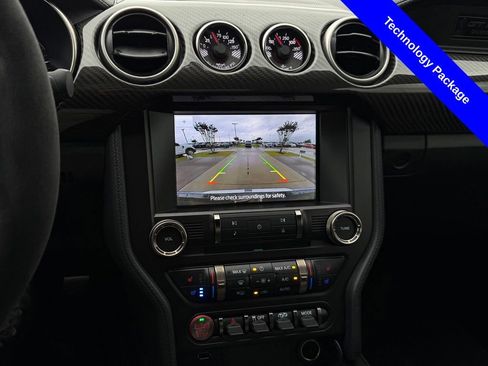 Used 2022 Ford Mustang Shelby GT500 w/ Technology Package RWD image 8