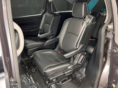 Used 2022 Honda Odyssey Elite image 22
