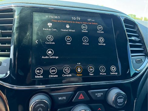 Used 2020 Jeep Grand Cherokee Altitude AWD/4WD image 12