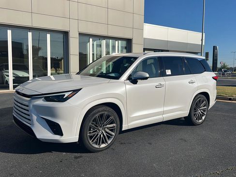 New 2026 Lexus TX 350 AWD image 2