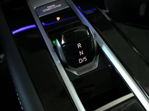 New 2025 Volkswagen Atlas SEL image 49