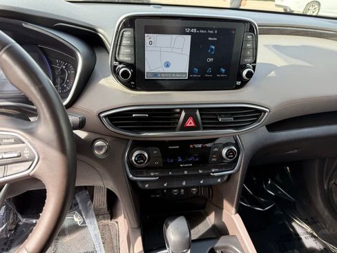 Used 2020 Hyundai Santa Fe Limited image 13