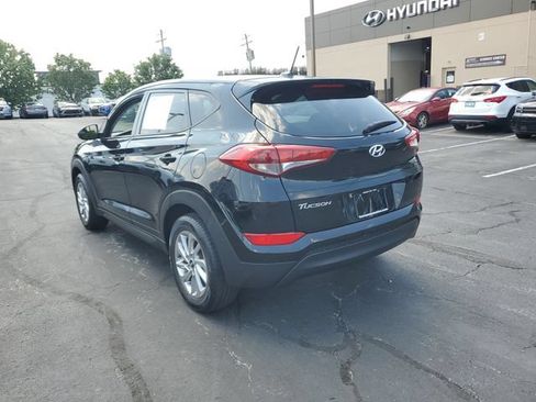 Used 2017 Hyundai Tucson SE FWD image 3
