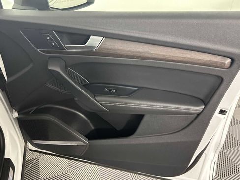 Used 2024 Audi Q5 2.0T Premium Plus image 24